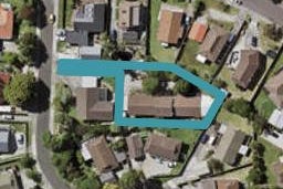 2/4 Sabana Place, Unsworth Heights, Auckland