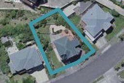 57 Dress Circle, Newlands, Wellington
