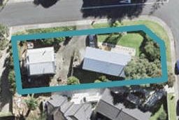 1/42 Acacia Road, Torbay, Auckland