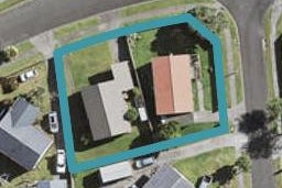 2/24 Bernina Place, Weymouth, Auckland