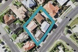 2/33 Meadowland Drive, Somerville, Auckland
