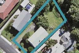 64 McDowell Crescent, Hillcrest, Auckland