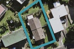 2/16 Girrahween Drive, Totara Vale, Auckland