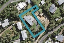 15 Tiri Road, Oneroa, Waiheke Island