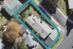61 McDowell Crescent, Hillcrest, Auckland