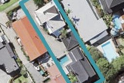 2/10 Takutai Avenue, Bucklands Beach, Auckland