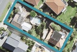 2/31 Deep Creek Road, Waiake, Auckland