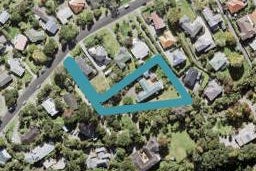 172 Cliff View Drive, Green Bay, Auckland