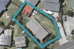10 Karaka Street, Otaki Beach, Otaki