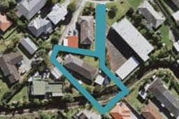 2/32 Evelyn Place, Hillcrest, Auckland