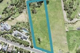 10 Roberts Road, Matakatia, Whangaparāoa