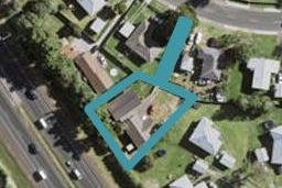 2/143 Chichester Drive, Rosehill, Papakura