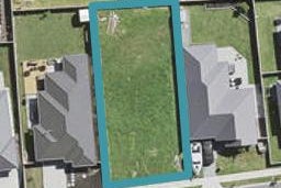8 Pohue Avenue, Huapai, Kumeu