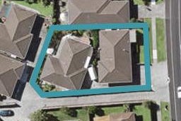 2/71 Aviemore Drive, Highland Park, Auckland