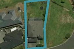 9 Paradise Point Place, One Tree Point