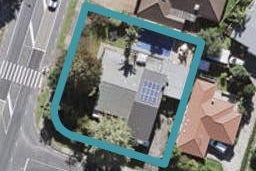 2 Tiroroa Avenue, Te Atatu South, Auckland