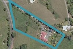 144 Crane Road, Kamo