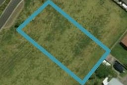 12 Fred Carr Place, One Tree Point