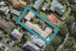 15B Aratonga Avenue, Greenlane, Auckland