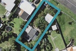 19 Coronation Street, Belmont, Auckland