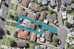 2/330 Bucklands Beach Road, Bucklands Beach, Auckland