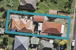2/168 Lake Road, Northcote, Auckland