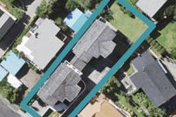 2/1 Midway Avenue, Castor Bay, Auckland
