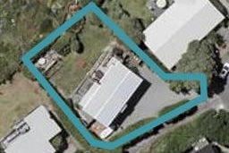 10 Stonewall Grove, Waikanae Beach, Waikanae
