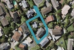 18B CASSANDRA GR, Totara Vale, Auckland