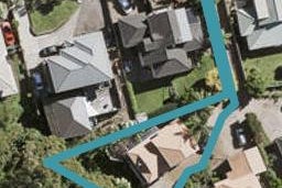 121 Awaroa Road, Sunnyvale, Auckland