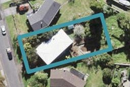 5 Verena Place, Green Bay, Auckland