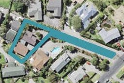 2/17 Arran Road, Browns Bay, Auckland