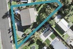 10 Rosario Crescent, Red Beach, Red Beach