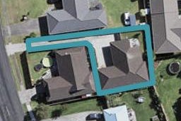 2//172 QUEEN ST, Waiuku