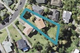 18 Mayfair Crescent, Mairangi Bay, Auckland