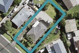 108 Awaroa Road, Sunnyvale, Auckland