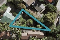 5B Merton Avenue, Glenfield, Auckland