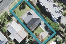 70 Island Bay Road, Beach Haven, Auckland