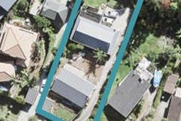 2/111 Carlisle Road, Torbay, Auckland