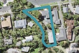 2/4 Westbourne Road, Murrays Bay, Auckland
