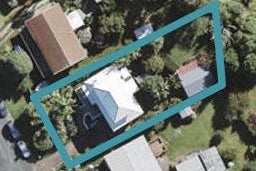 15 Esslin Road, Surfdale, Waiheke Island