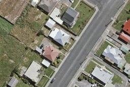15 Henderson Street, Bluff