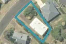 107 The Grove, Onemana, Whangamatā