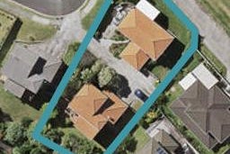 2/27 Highgrove Lane, Tōtara Vale, Auckland