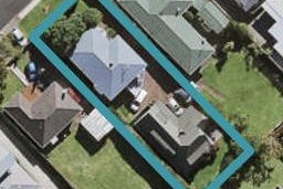 2/12 Holland Road, Hillcrest, Auckland