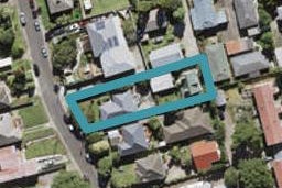 1/2 Lorraine Avenue, Owairaka, Auckland