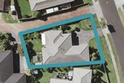 8 Pajaro Place, Golflands, Auckland
