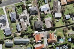 8A Moor Avenue, Te Atatu Peninsula, Auckland