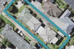 1/14 Shakespeare Road, Milford, Auckland
