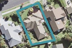 8 Kate Sheppard Avenue, Torbay, Auckland
